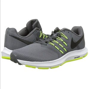Nike run swift running shoe